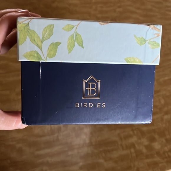 Birdies Shoe Box for size 8.5 USED condition - Picture 4 of 7